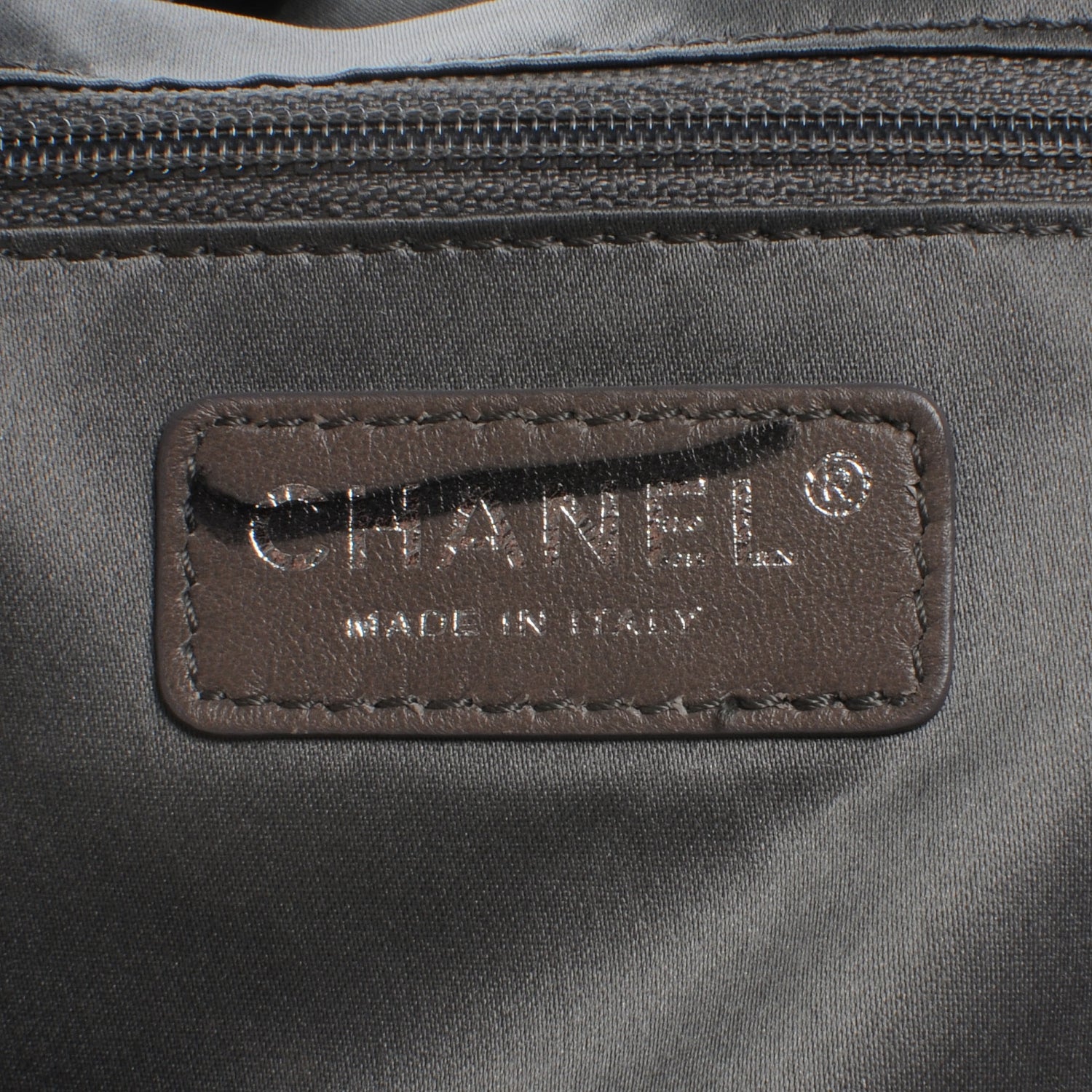Chanel Lambskin Large Rock and Chain Hobo White 6 of 8