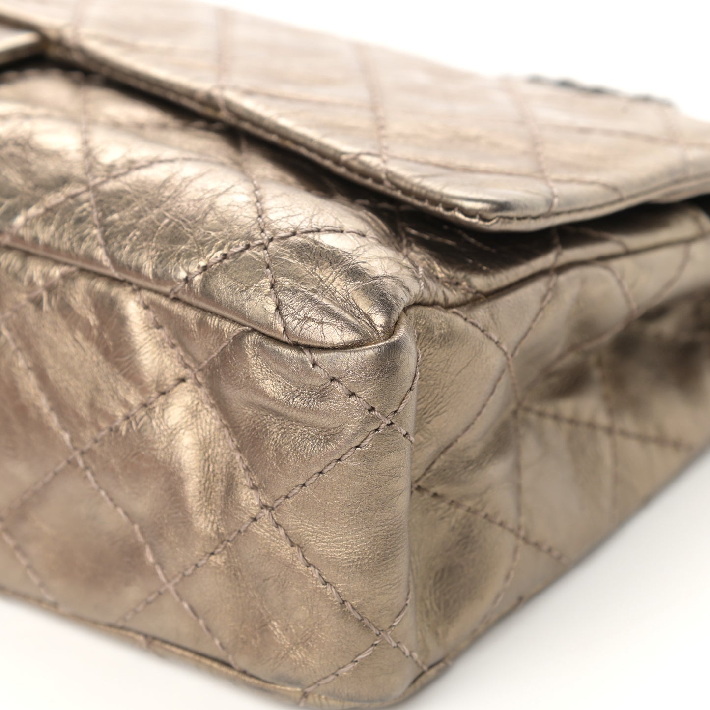 Metallic Aged Calfskin Quilted 2.55 Reissue 227 Flap Gold
