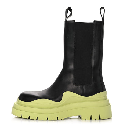 Bottega Veneta Calfskin The Tire Chelsea Boots 38.5 Black Seagrass 1 of 8