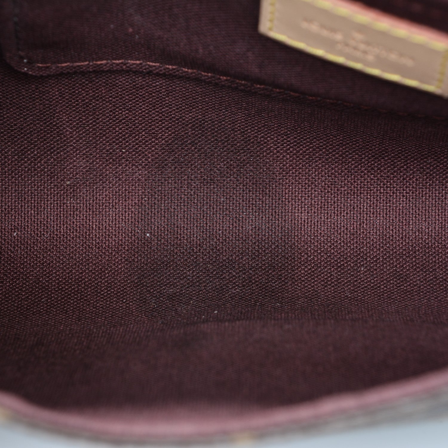 Louis Vuitton Monogram Favorite MM 8 of 8