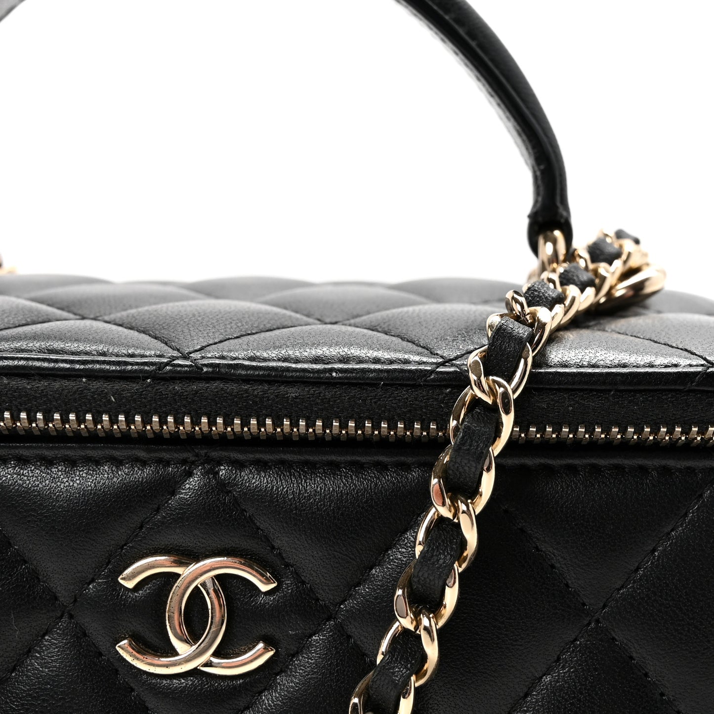 Lambskin Quilted Small Top Handle Vanity Case With Chain Black