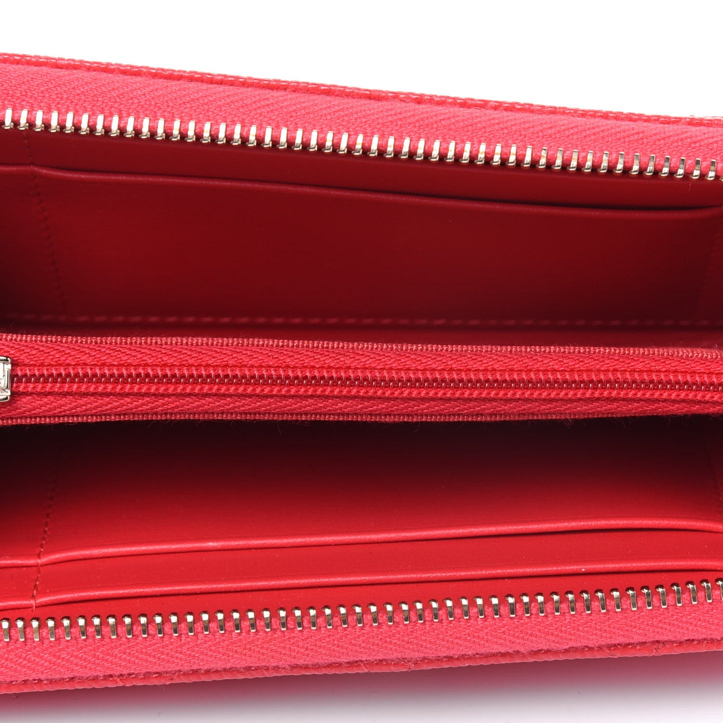 Caviar Quilted Small Gusset Zip Around Wallet Red
