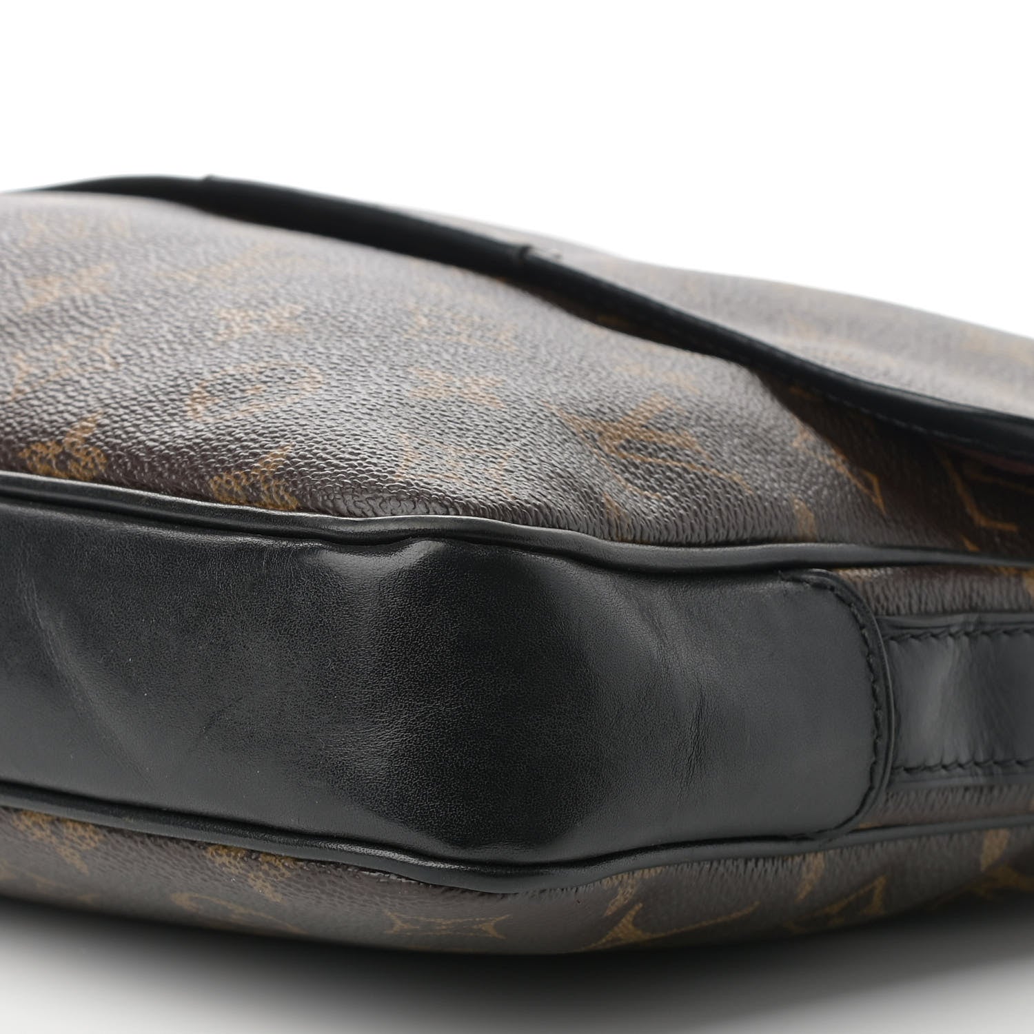 Louis Vuitton Monogram Macassar Bass MM 10 of 11