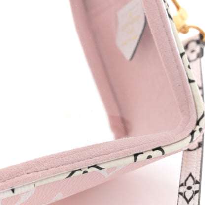 Louis Vuitton Monogram Giant Beach Pouch Rouge 12 of 13