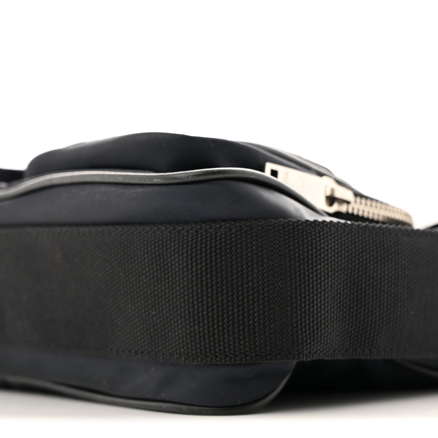Econyl Nylon City Camera Bag Navy Black