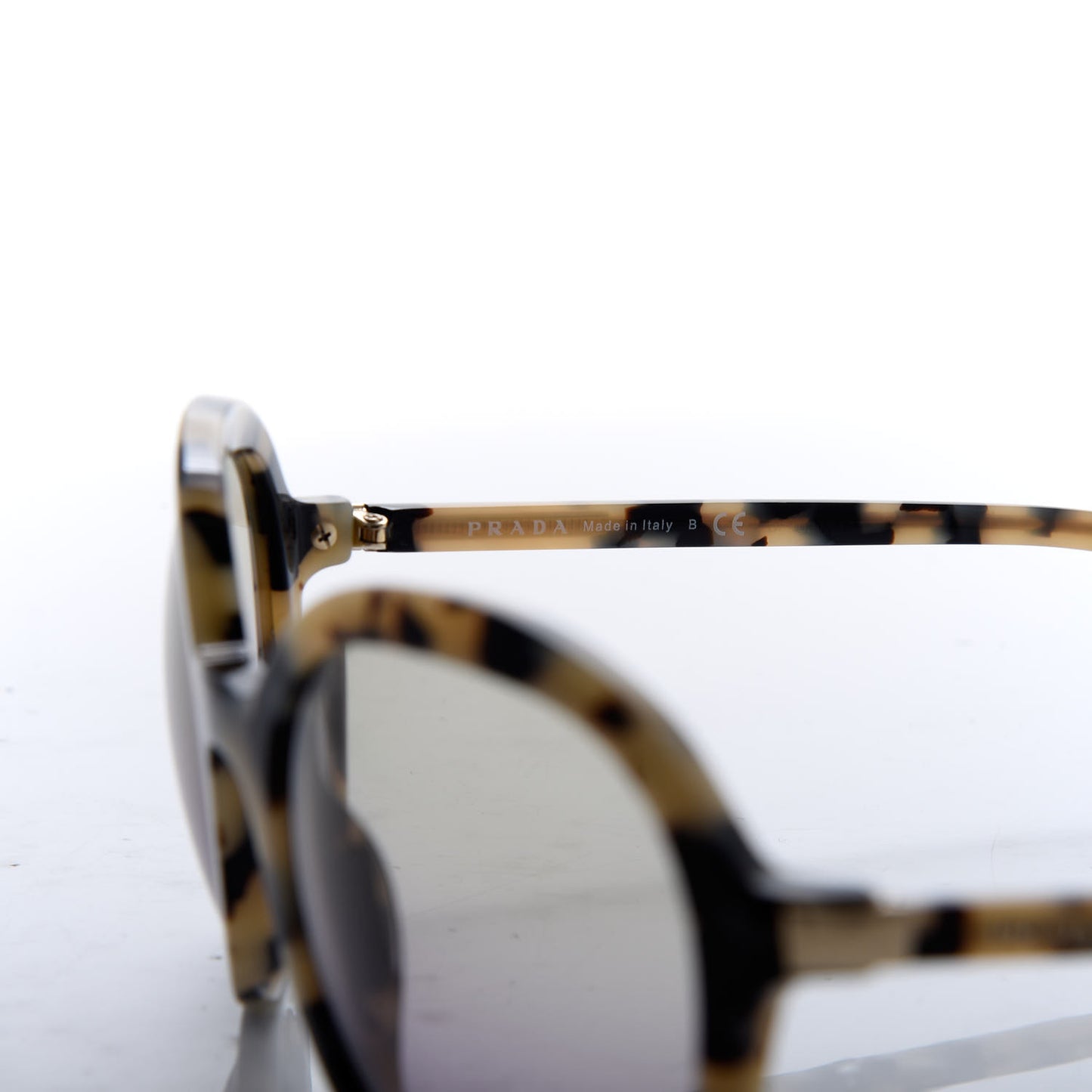 Sunglasses SPR 09V Tortoise
