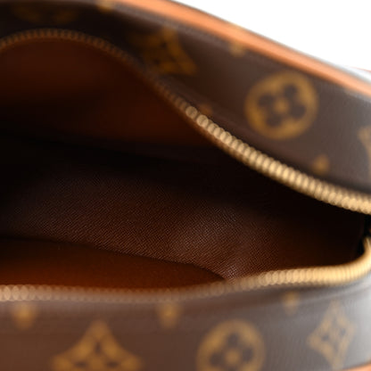 Louis Vuitton Monogram Blois 5 of 13