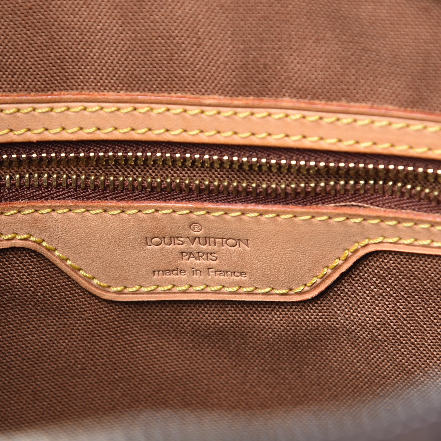 Louis Vuitton Monogram Cabas Mezzo 6 of 18