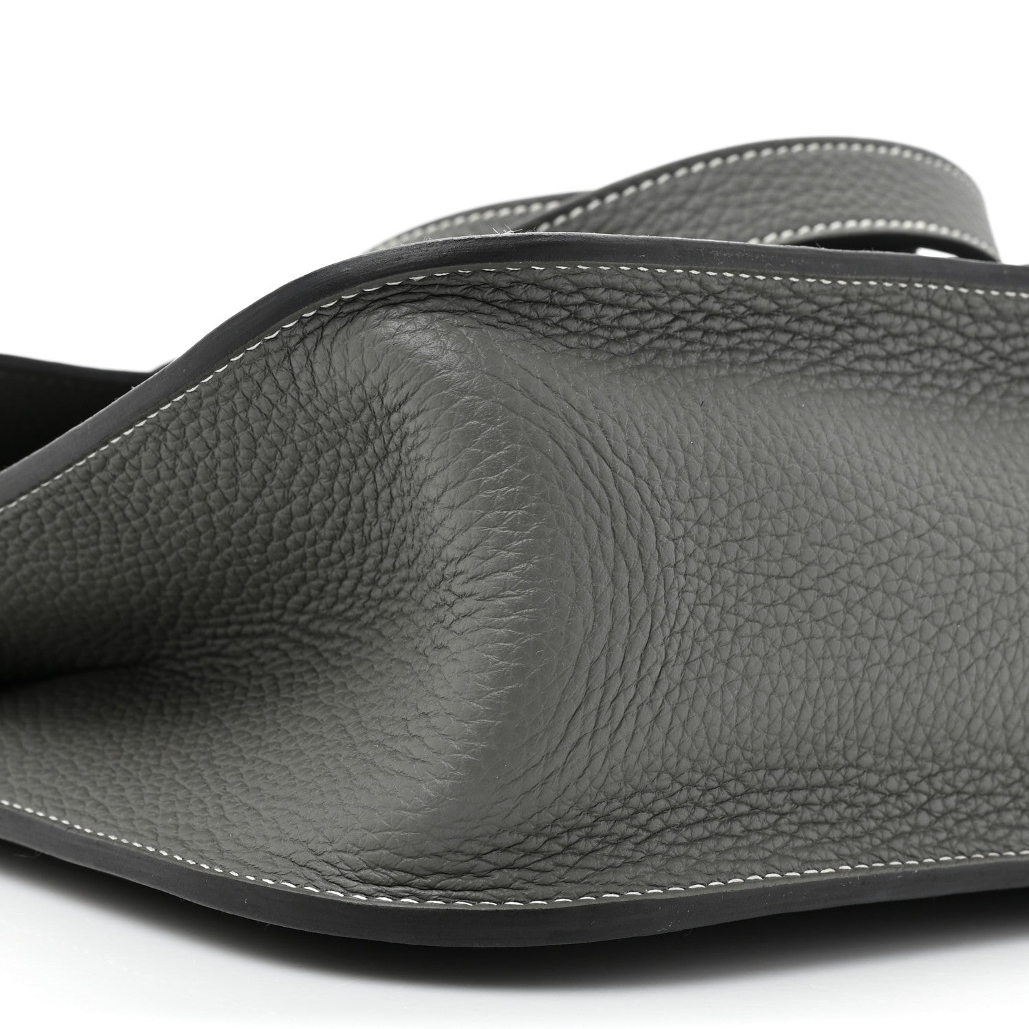 Hermes Taurillon Clemence Halzan 31 GM Gris Meyer 8 of 10