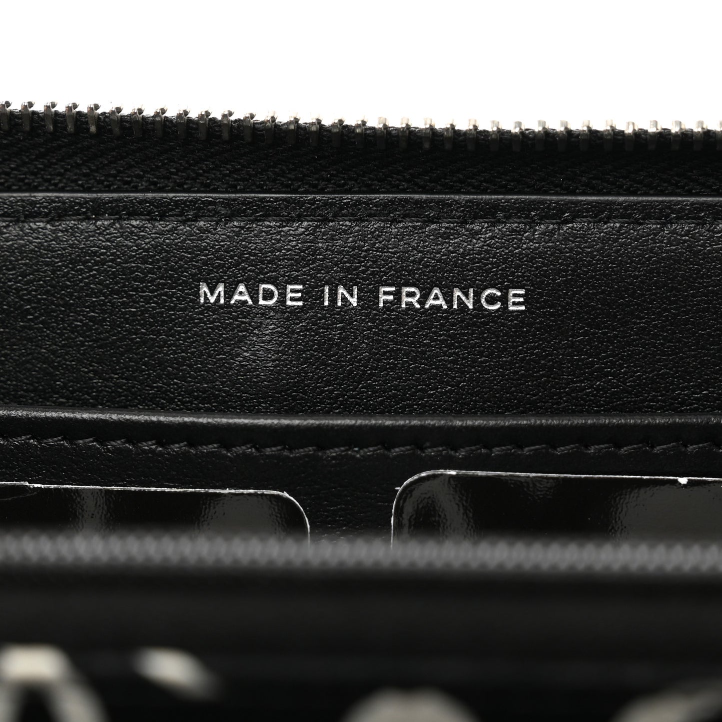Caviar Quilted CC Logo Long Zipped Wallet Black