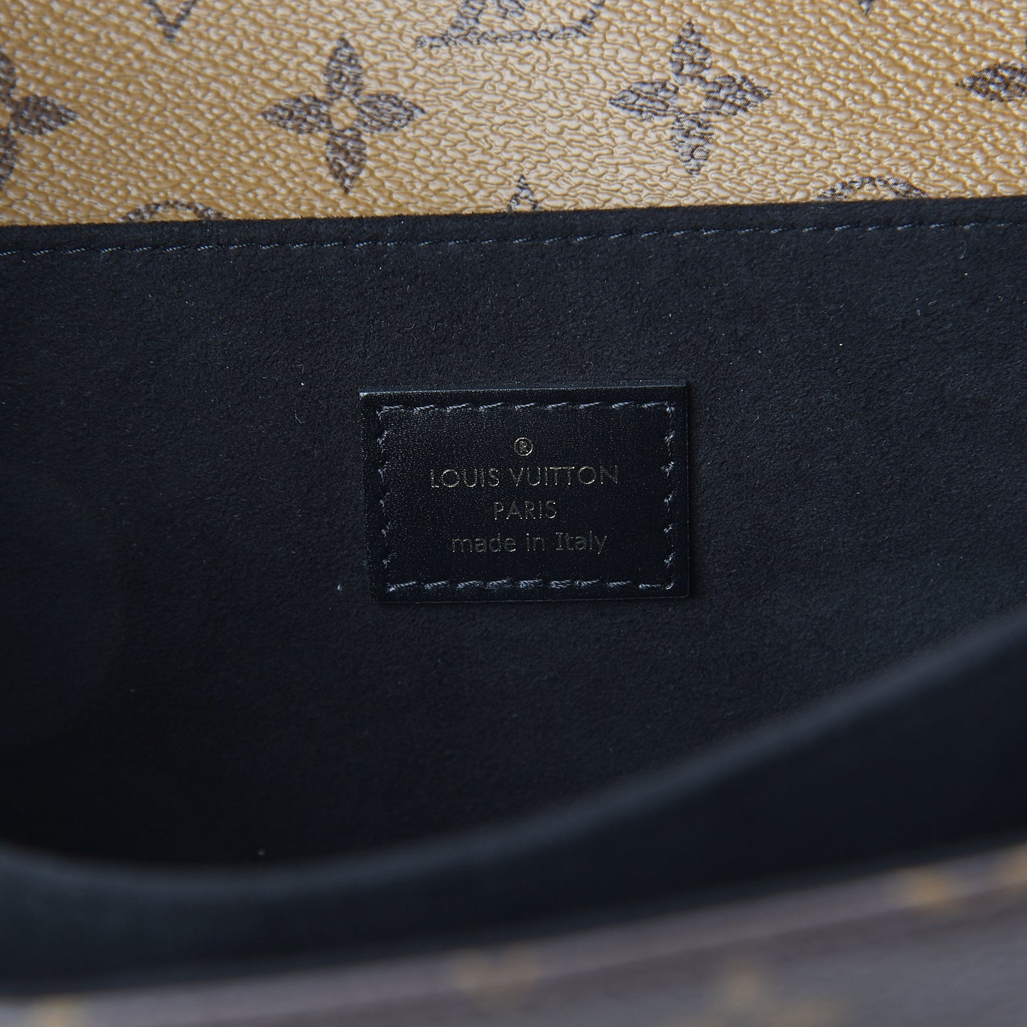 Reverse Monogram Pochette Metis