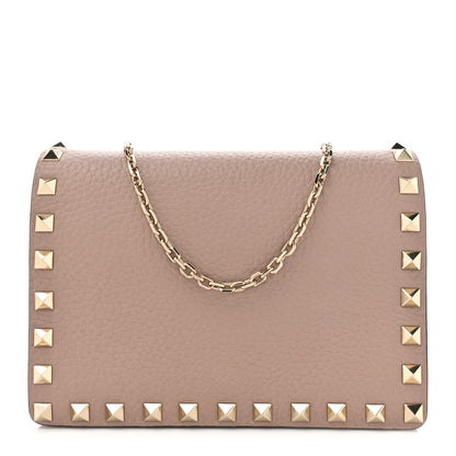 Valentino Garavani Pebbled Calfskin Rockstud Wallet On Chain Poudre 1 of 10