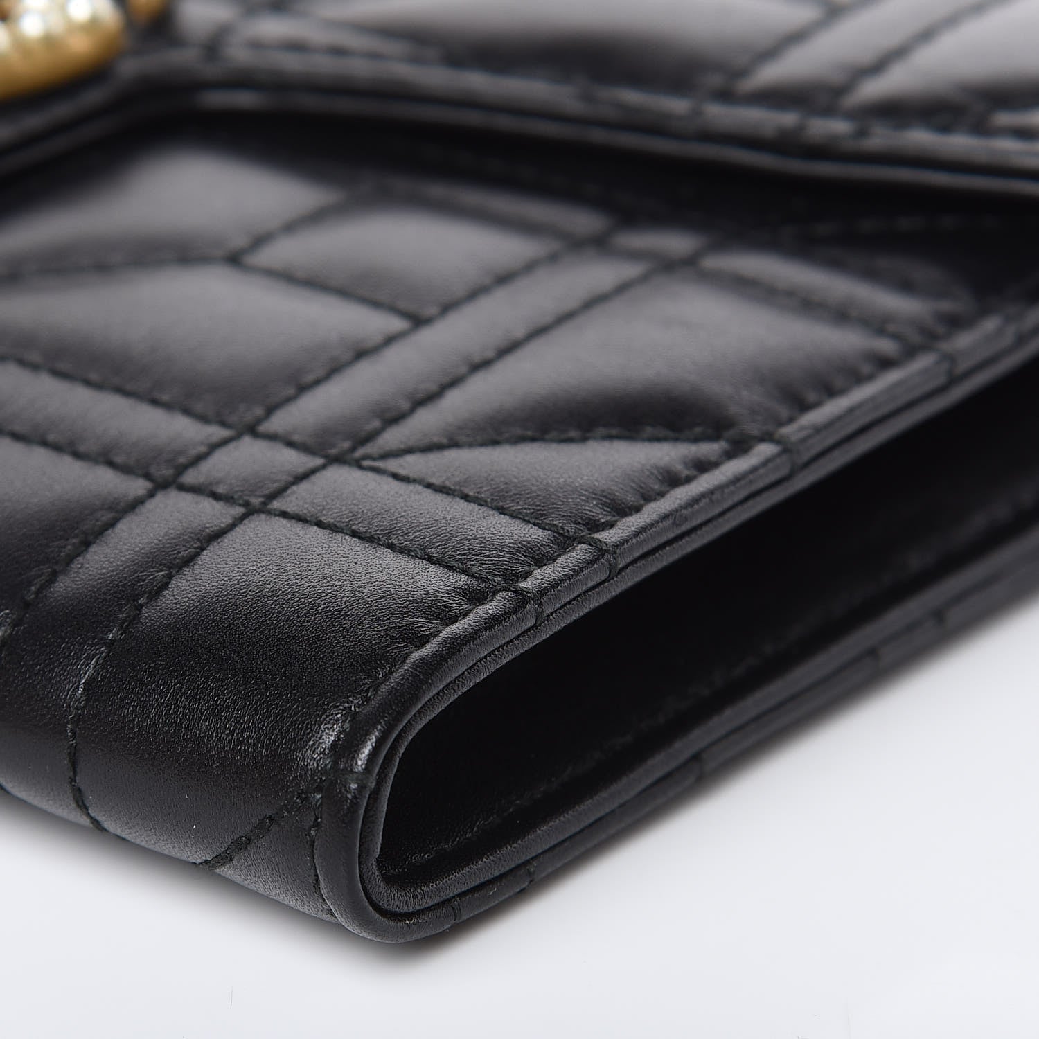 Gucci Calfskin Matelasse Mini Pearly GG Marmont Chain Wallet Black 9 of 12