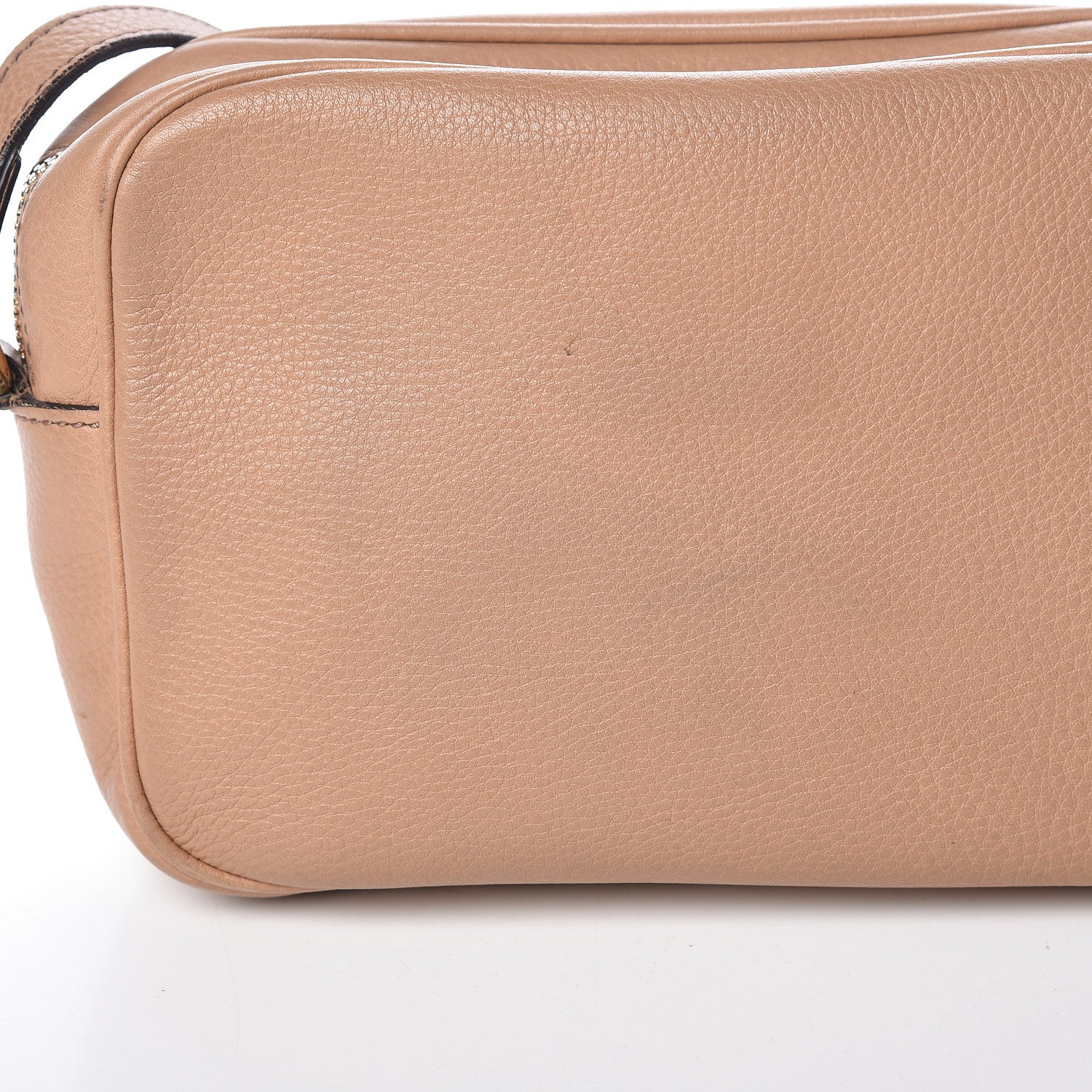 Gucci Pebbled Calfskin Small Soho Disco Bag Camelia 13 of 18