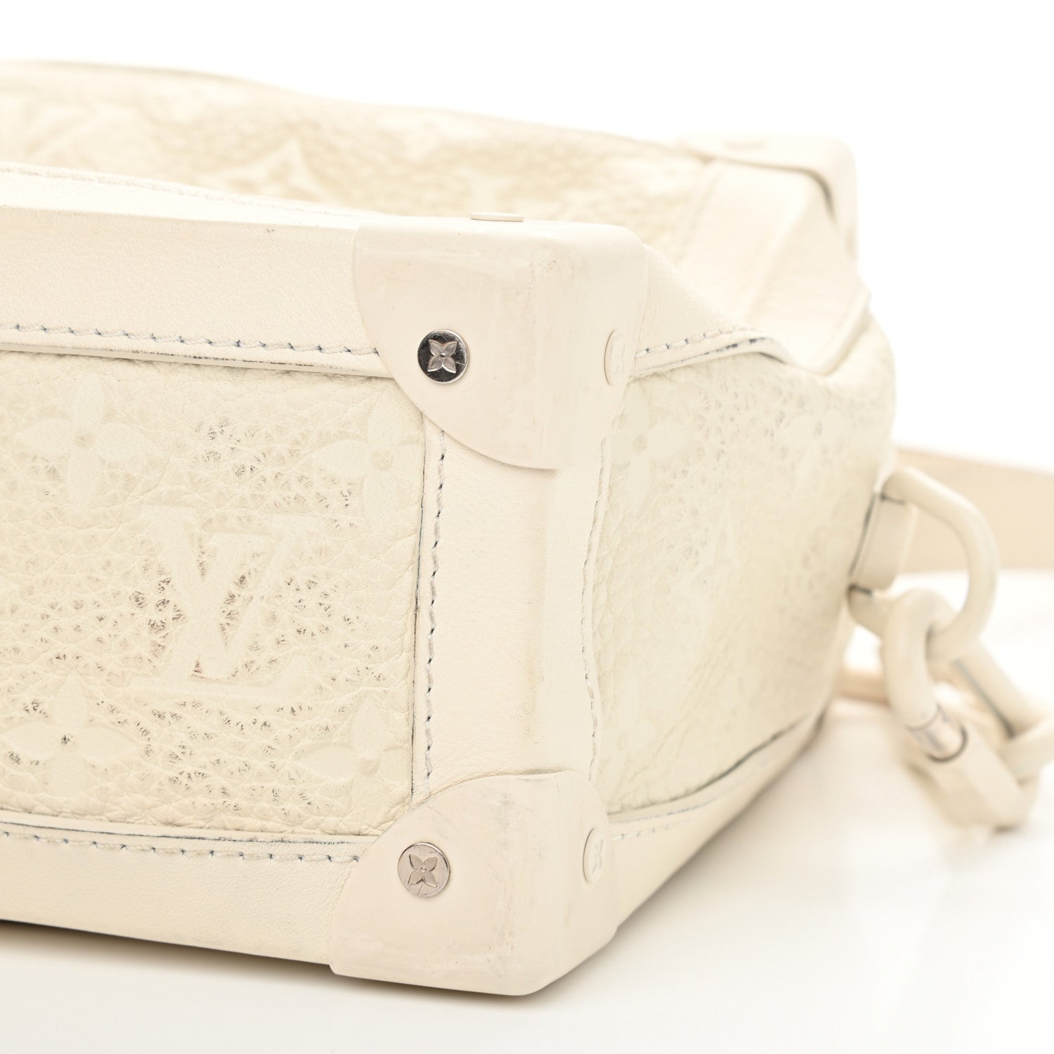 Louis Vuitton Taurillon Monogram Solar Ray Soft Trunk Powder White 9 of 17