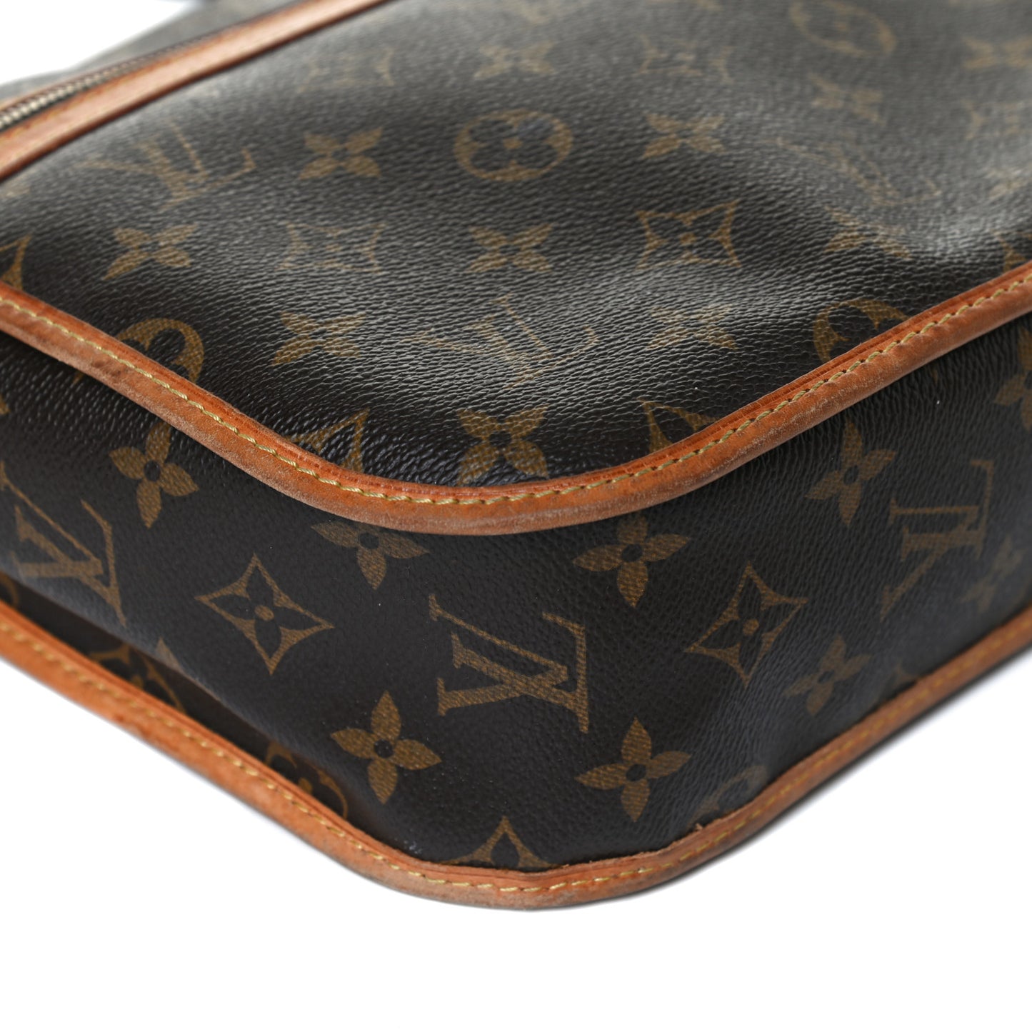 Monogram Bosphore PM Messenger