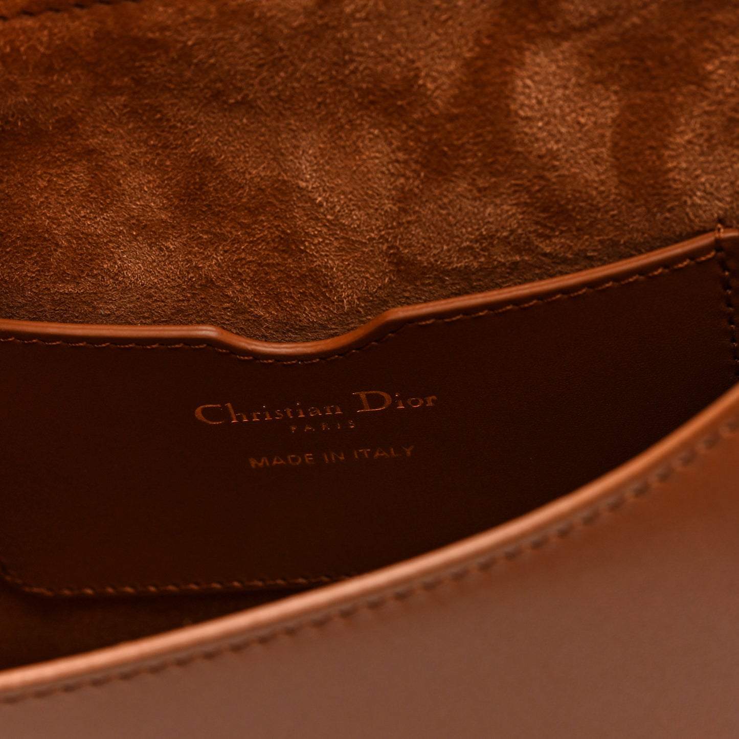 Box Calfskin Medium Bobby Flap Dark Tan