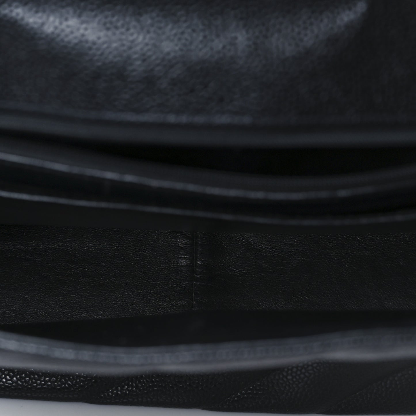 Caviar Diagonal Quilted Jumbo Single Flap Black