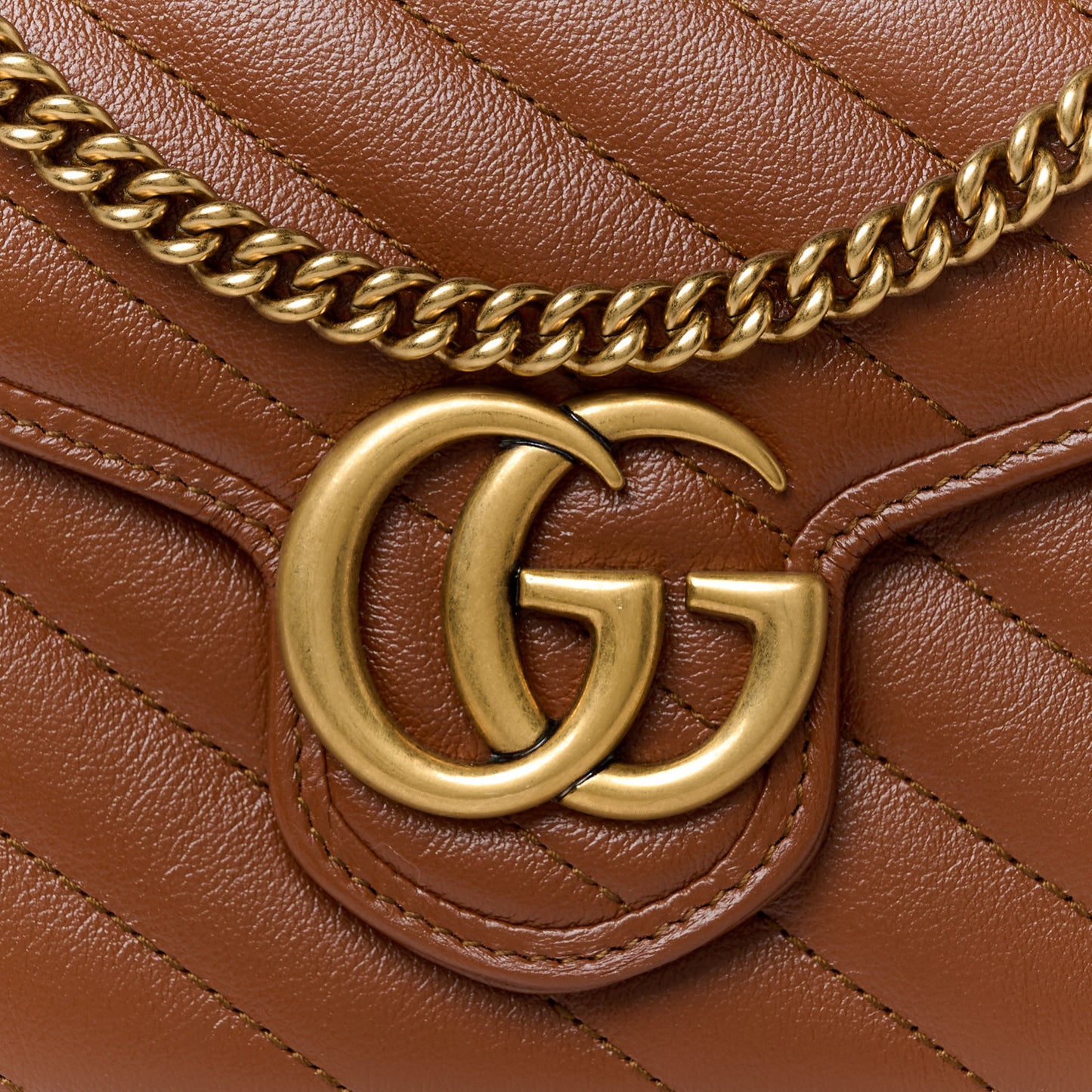 Azalea Calfskin Matelasse Diagonal GG Marmont Chain Wallet Cuir