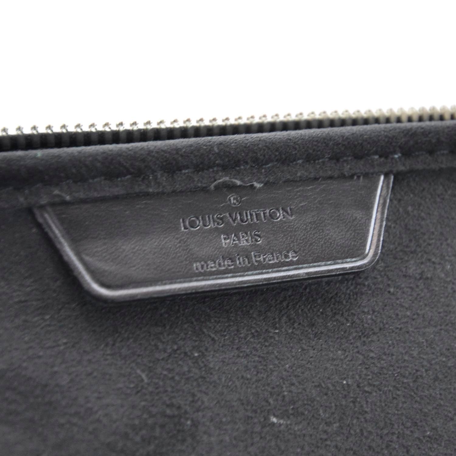 Louis Vuitton Damier Graphite 13 in Laptop Sleeve 6 of 8