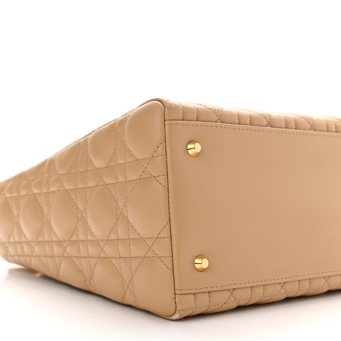 Lambskin Cannage Medium Lady Dior Beige