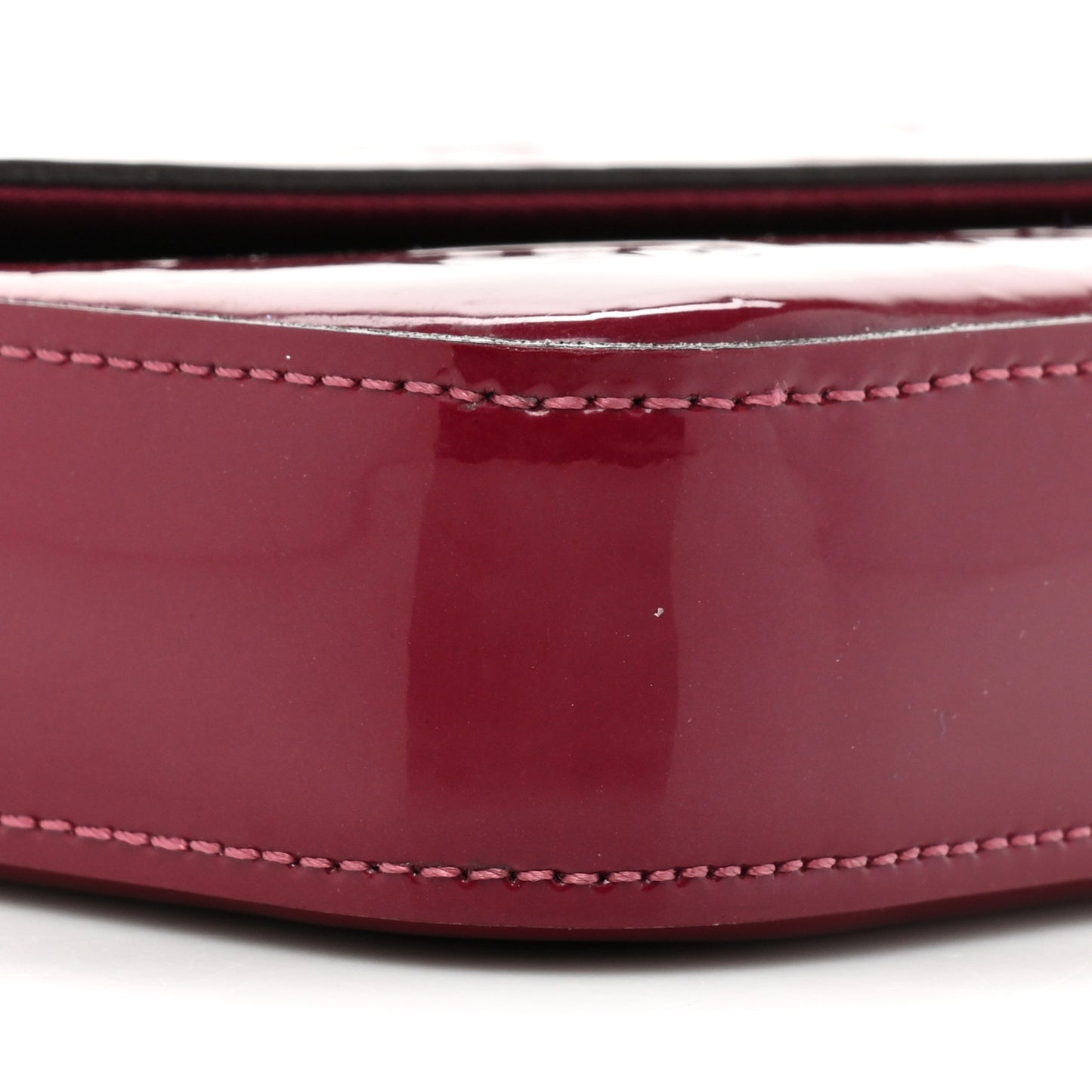 Vernis Felicie Chain Wallet Magenta