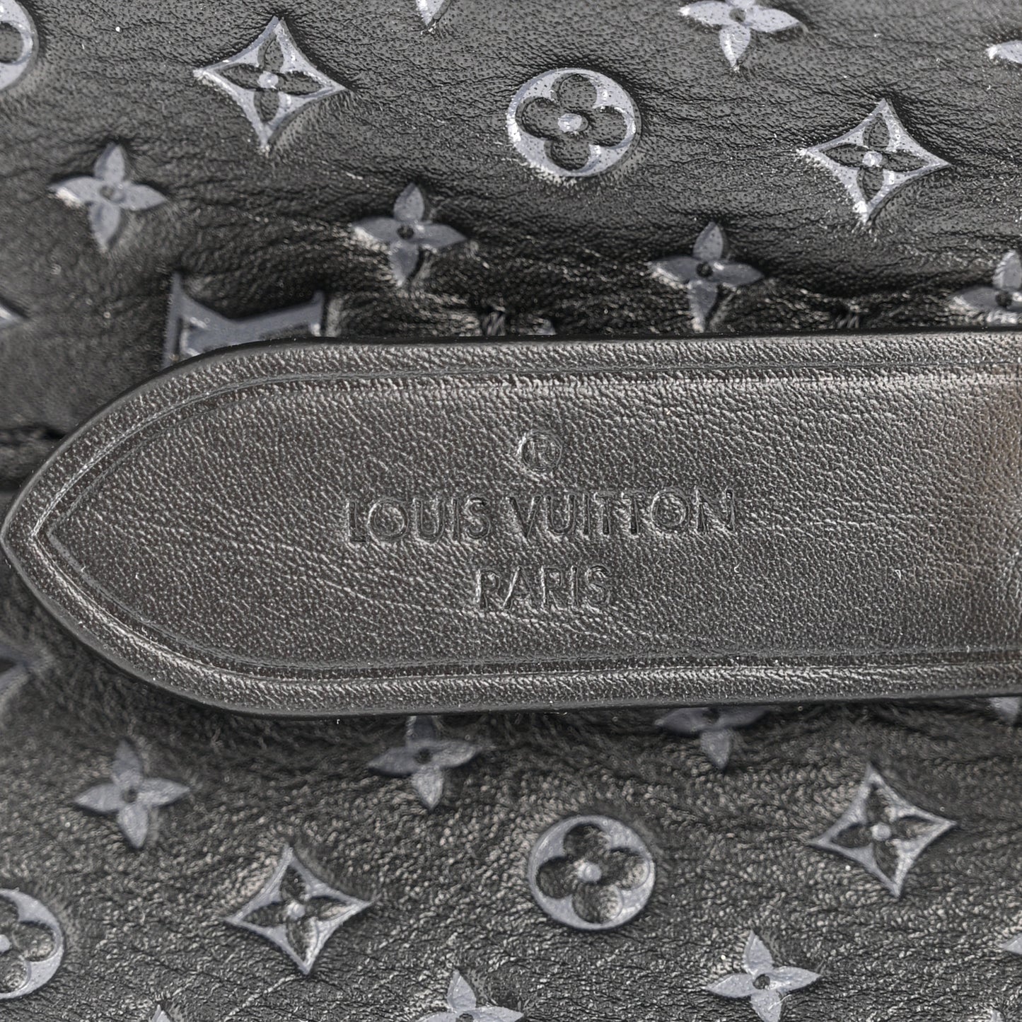 Calfskin Nanogram Embossed Neonoe BB Black