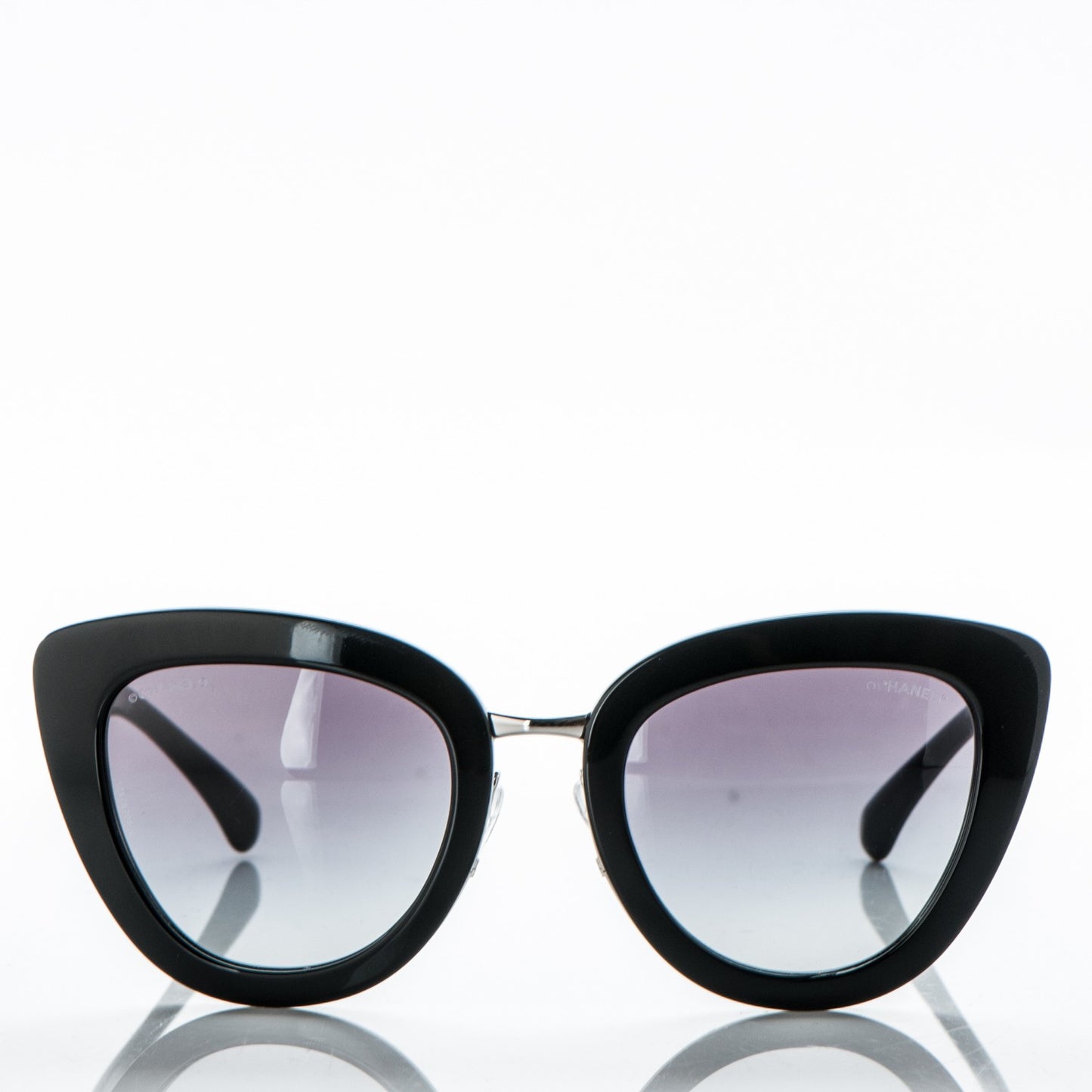 Cat Eye Quilted Sunglasses 5368 Black