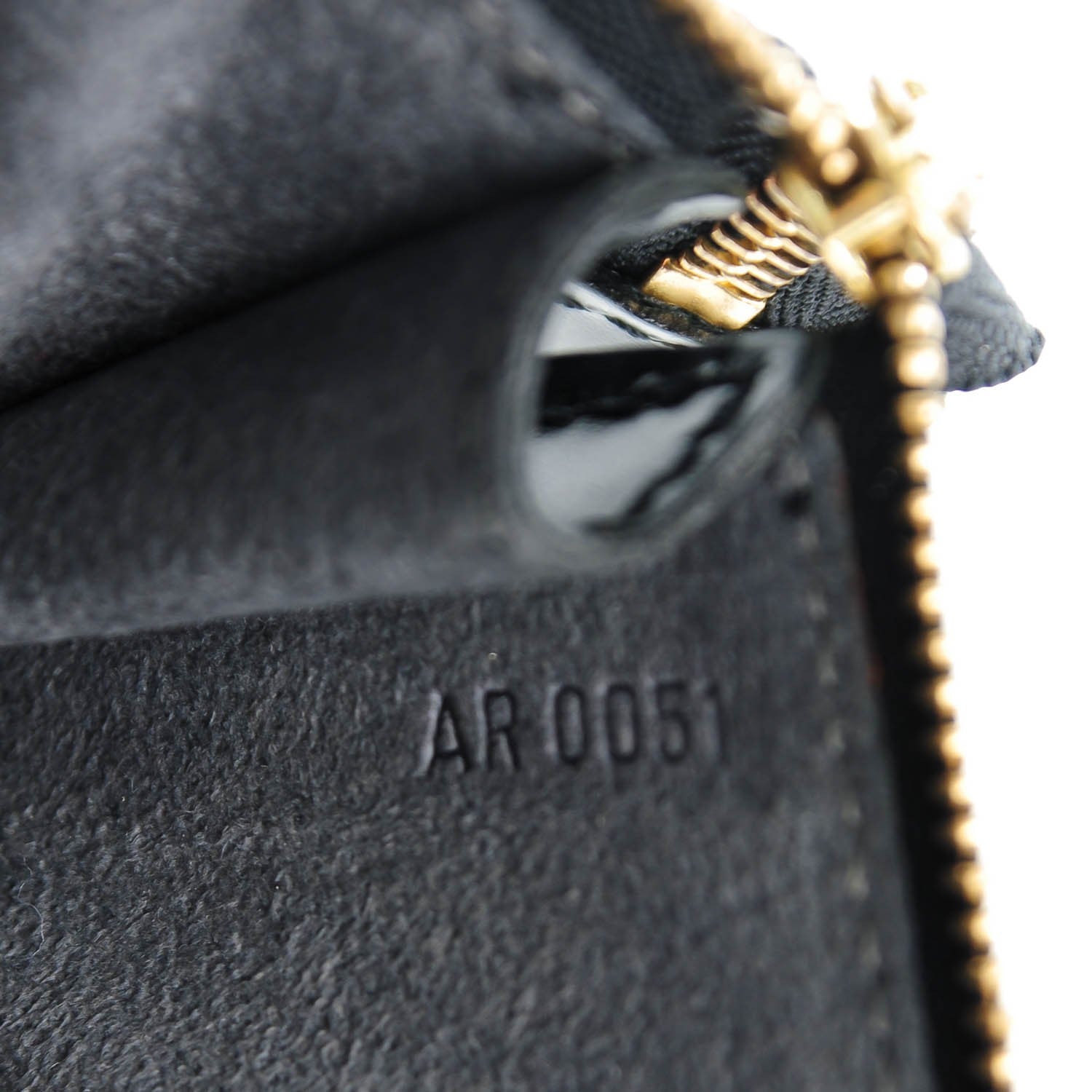 Louis Vuitton Epi Pochette Accessories 24 Black 6 of 7