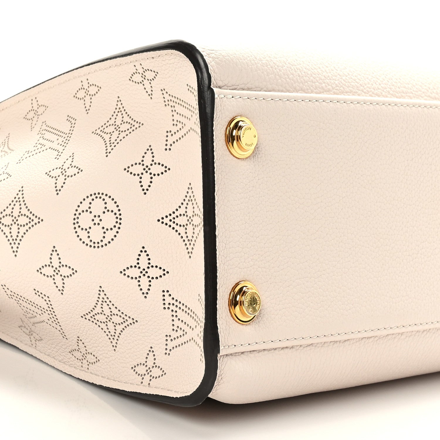 Louis Vuitton Mahina On My Side Greige 8 of 8