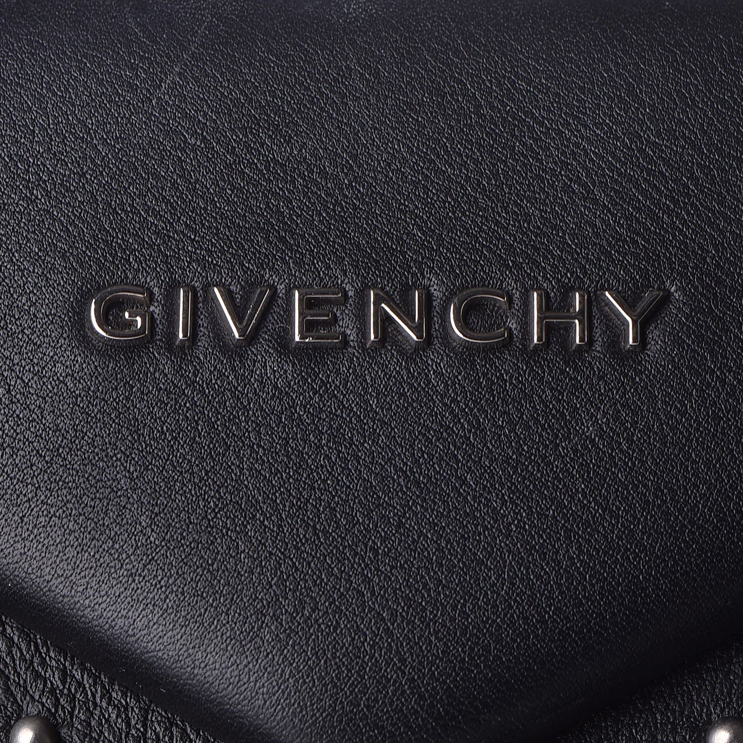 Calfskin Medium Studded Antigona Black