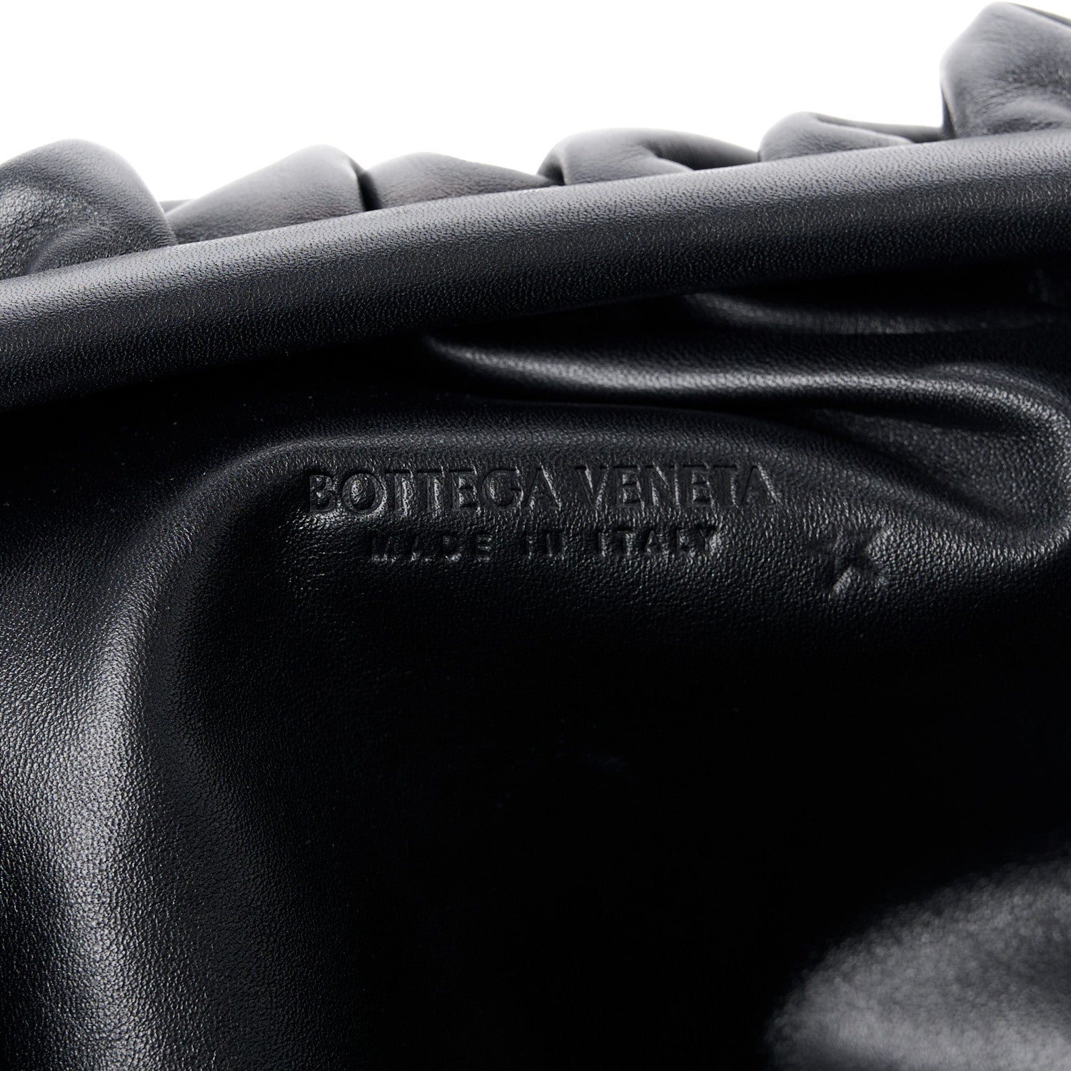 Bottega Veneta Smooth Butter Calf The Pouch Oversized Clutch Black 6 of 11