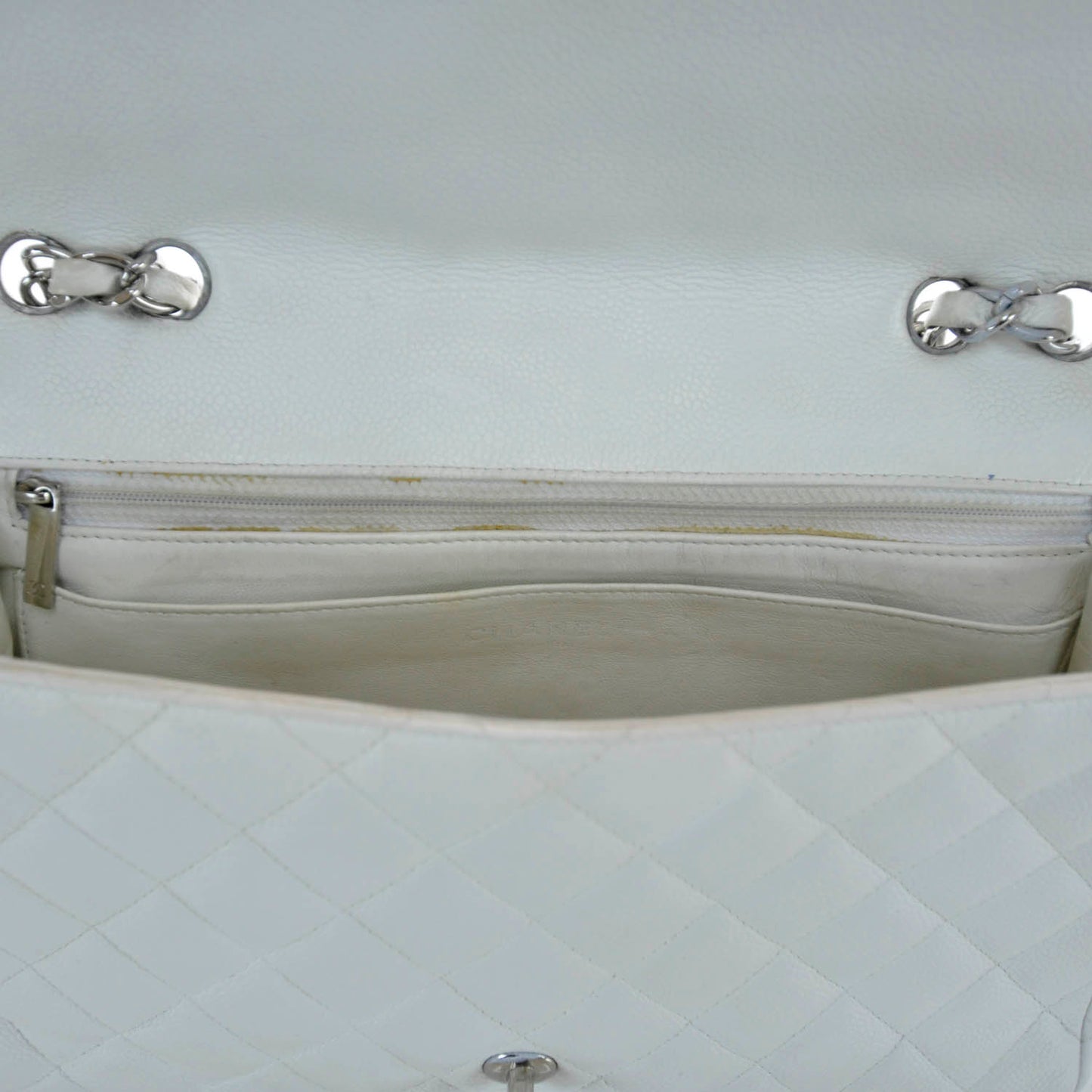 Caviar Jumbo Flap White