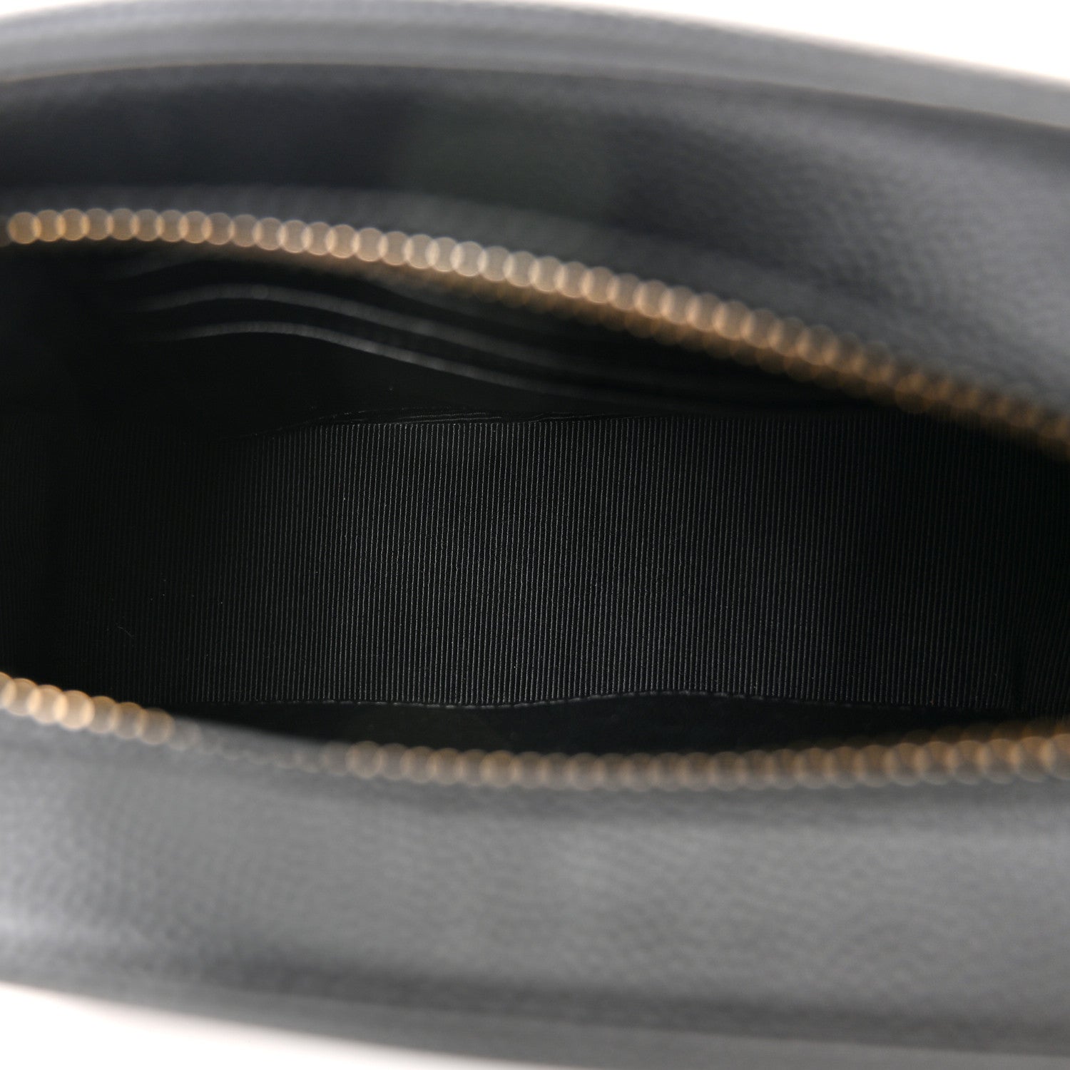 Saint Laurent Grain De Poudre Small Classic Monogram Camera Bag Black 5 of 10