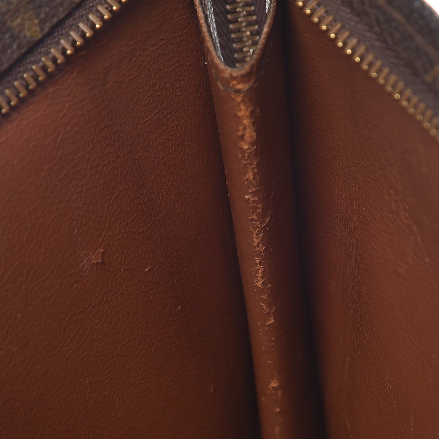 Louis Vuitton Monogram Toiletry Pouch 19 10 of 14