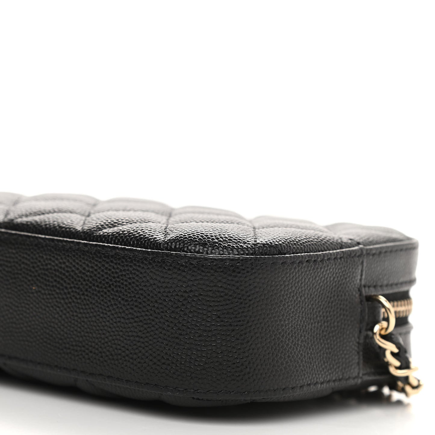 Caviar Quilted Vanity With Chain Black