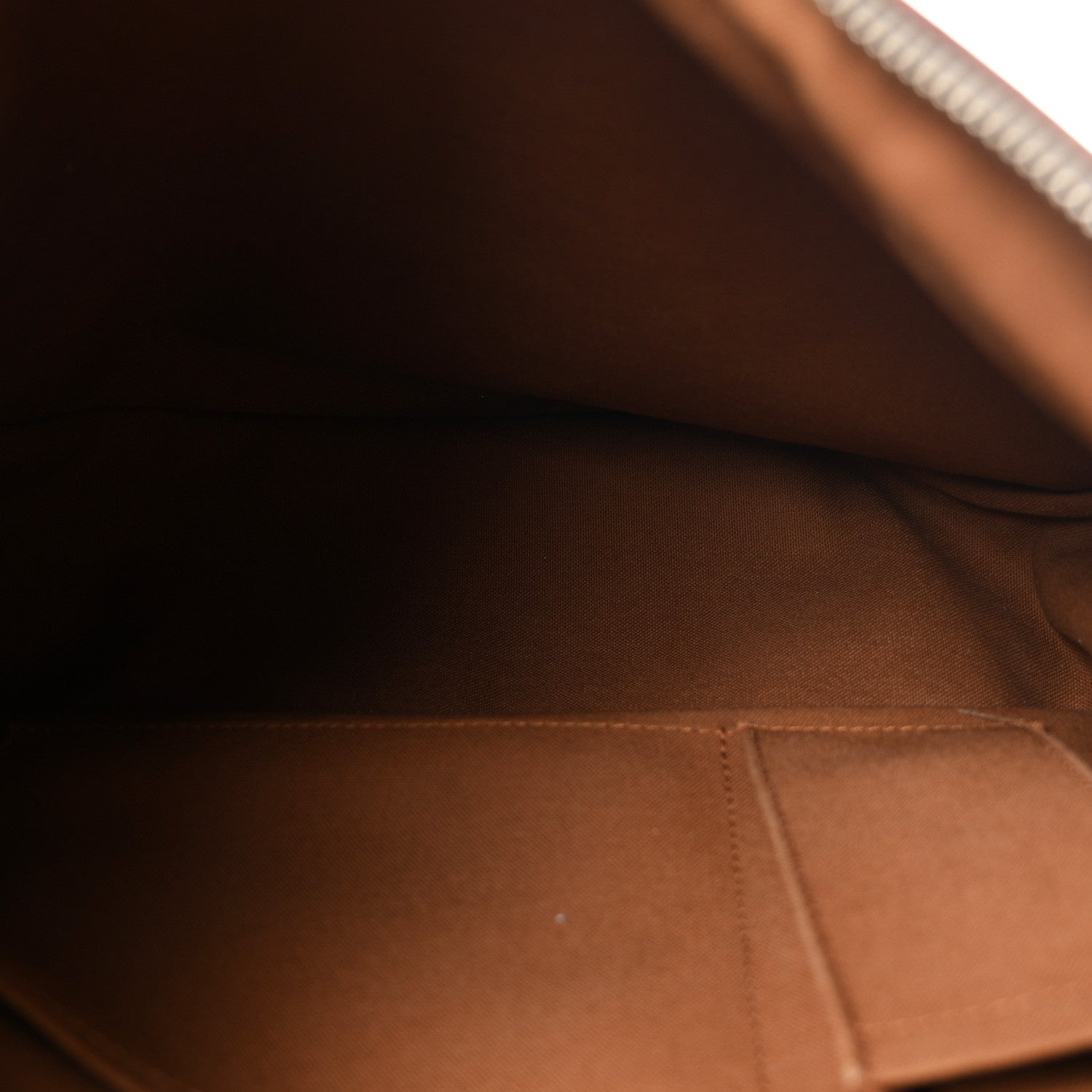 Louis Vuitton Monogram Tulum GM 4 of 9