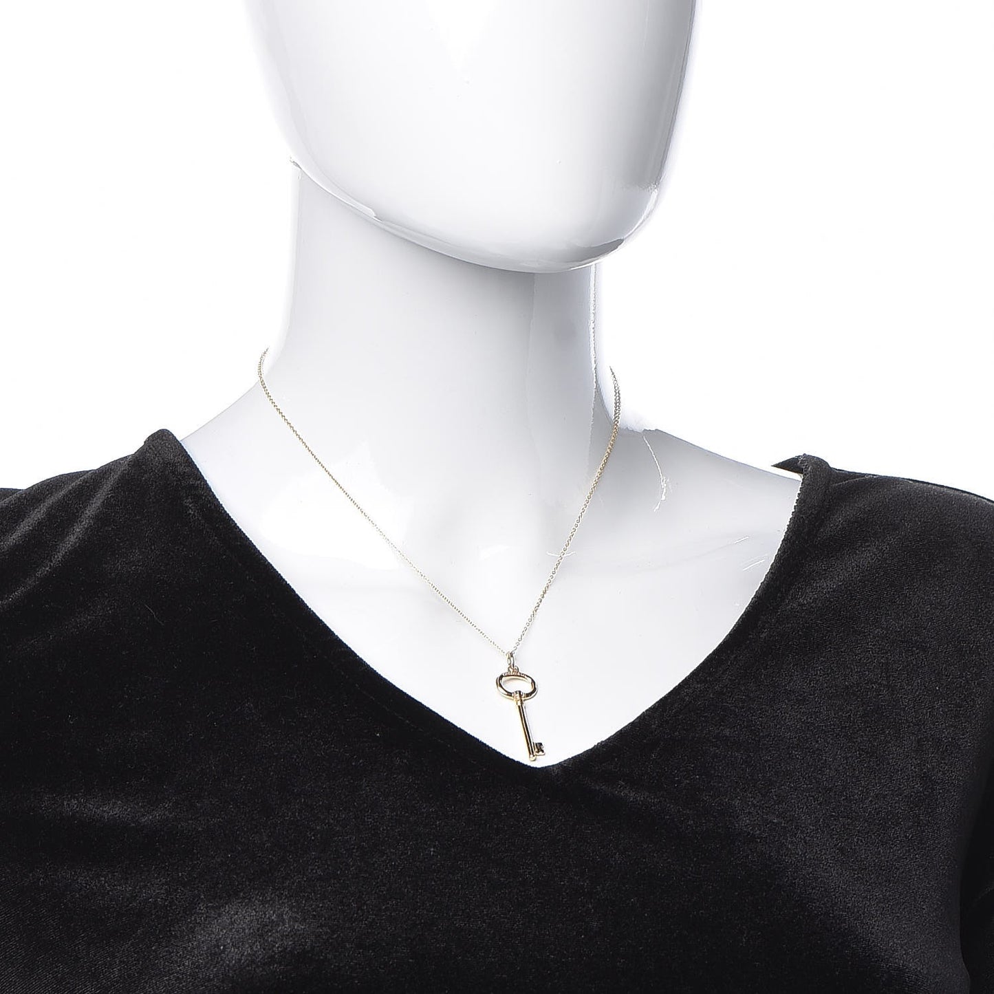 18K Rose Gold Small Oval Key Pendant Necklace