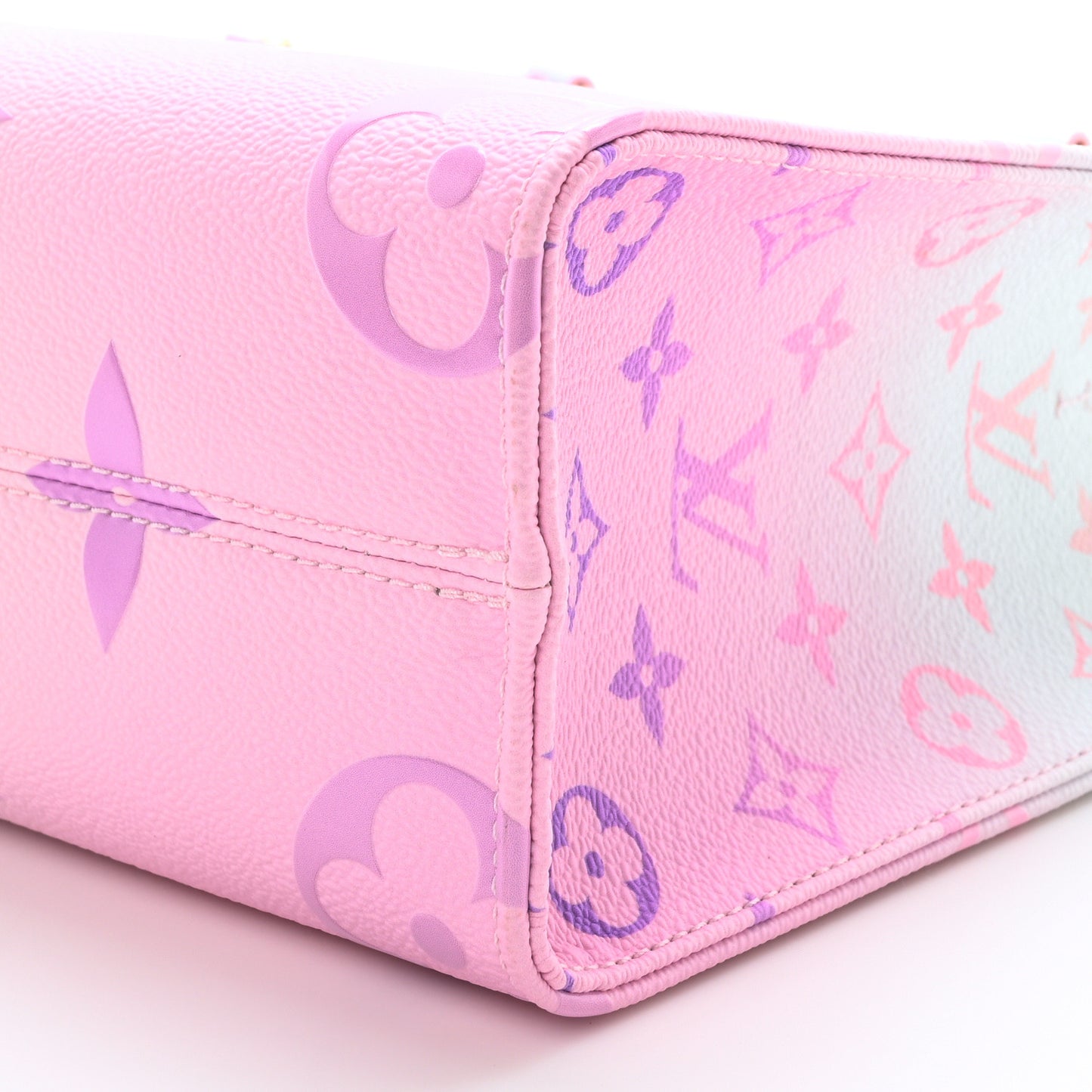 Monogram Giant Spring In The City Onthego PM Sunrise Pastel