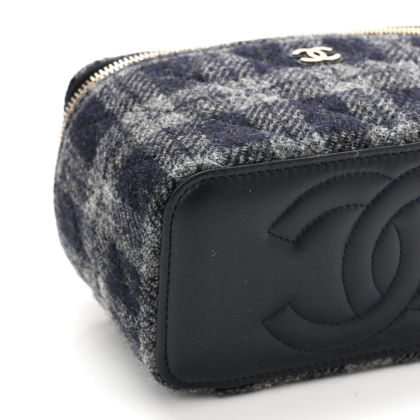 Wool Plaid Quilted Small Vanity Case With Chain Blue