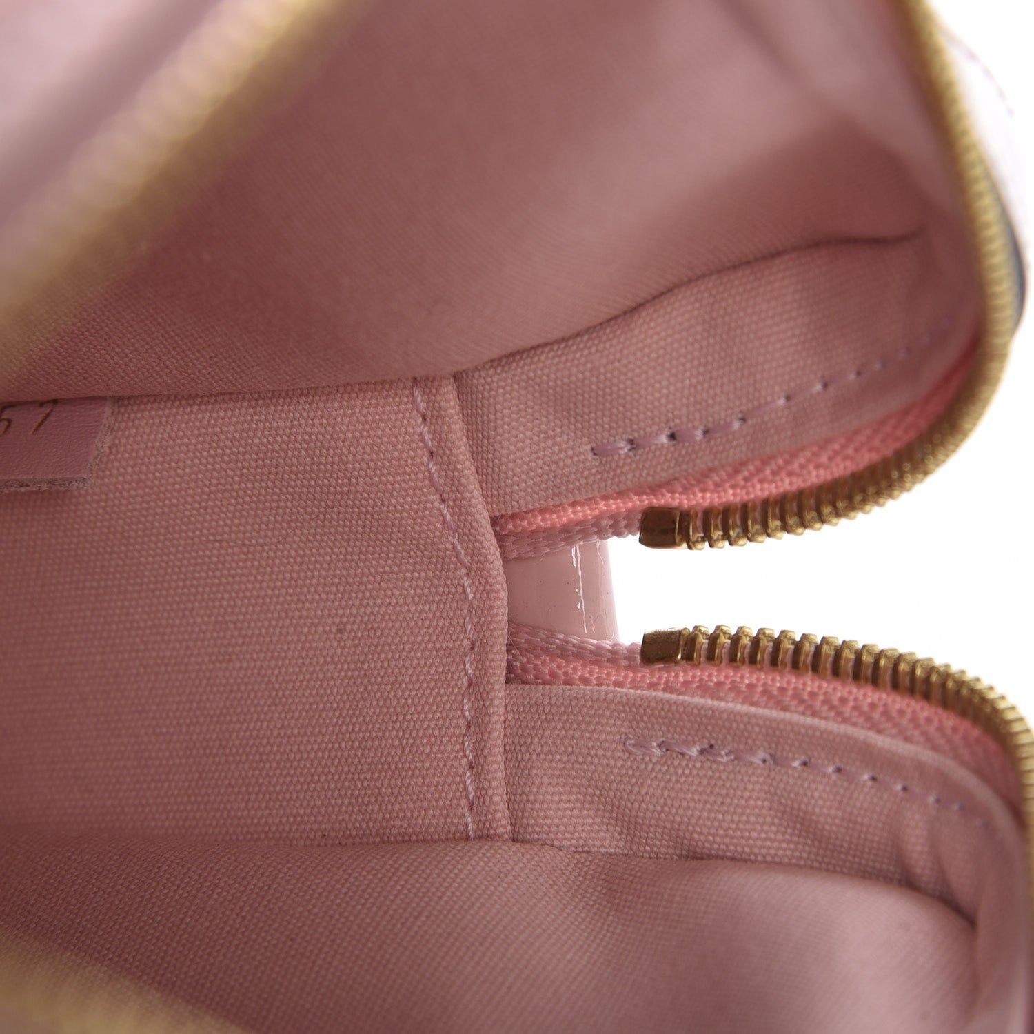 Louis Vuitton Vernis Camera Pouch Rose Ballerine 9 of 9