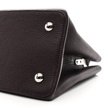 Louis Vuitton Taurillon Capucines MM Quetsche 11 of 16