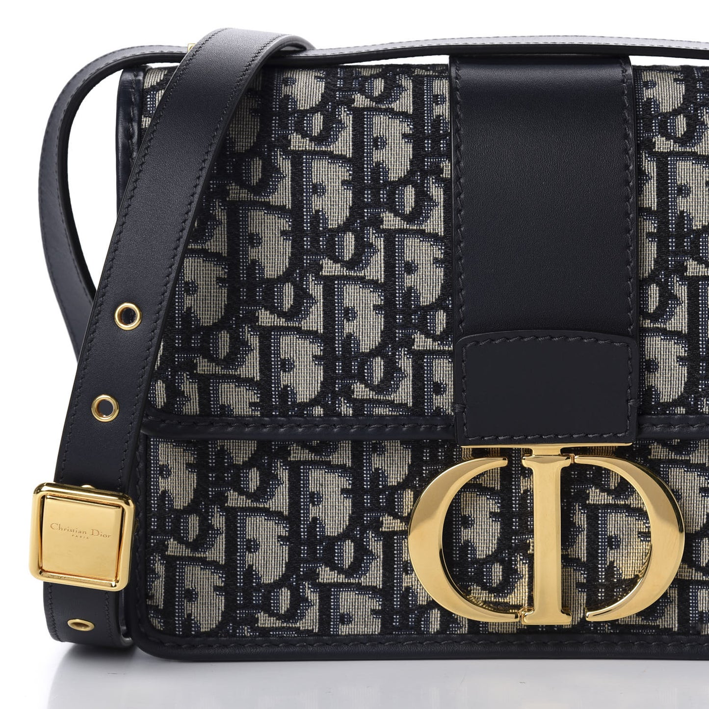 Oblique 30 Montaigne Flap Bag Blue