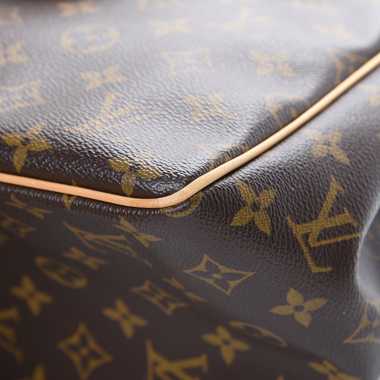 Louis Vuitton Monogram Batignolles 10 of 13