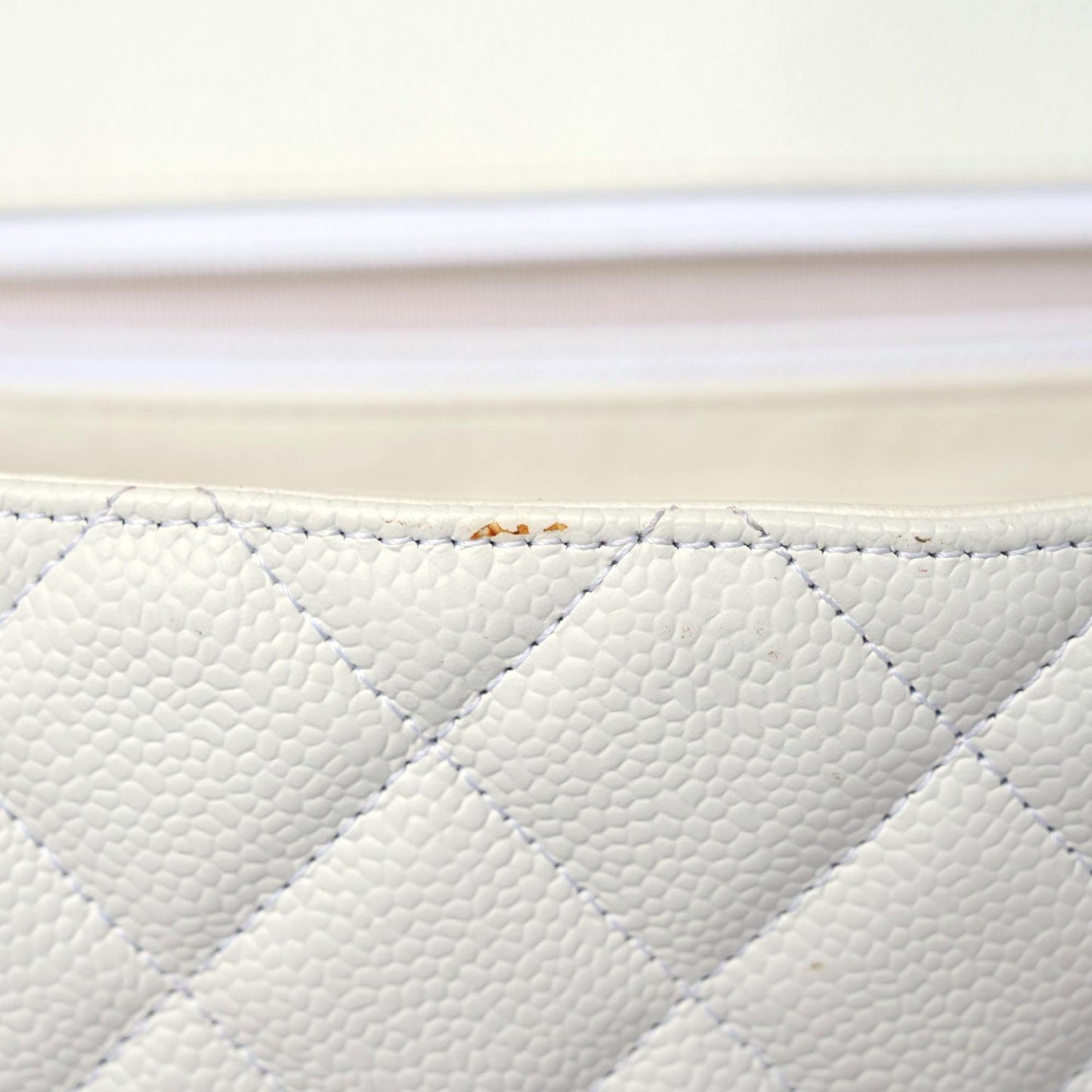 Caviar Quilted Maxi Single Flap White