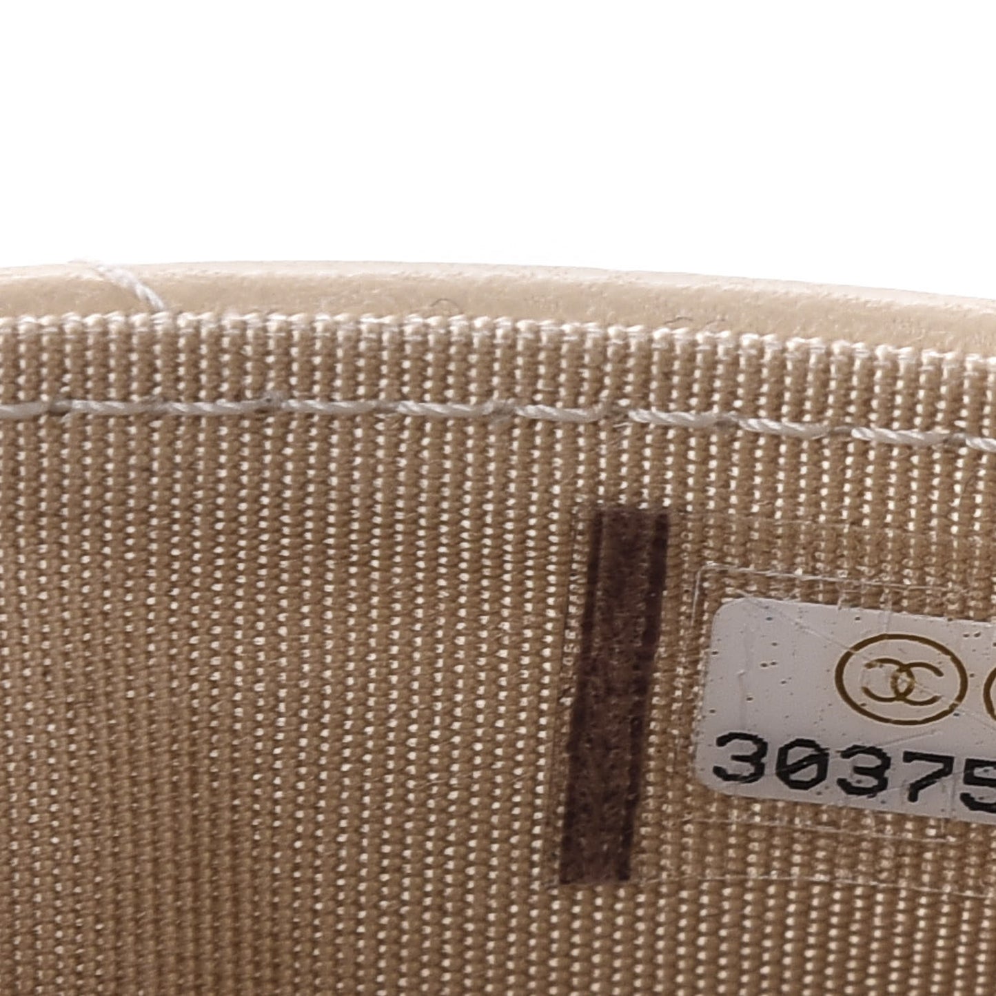 Goatskin Quilted 19 Card Holder Beige