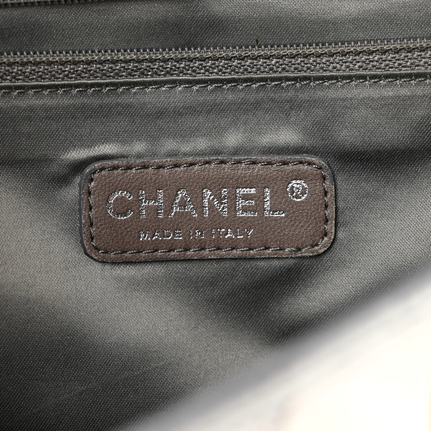 Chanel Vinyl Large Ice Cube Flap Silver 6 of 16