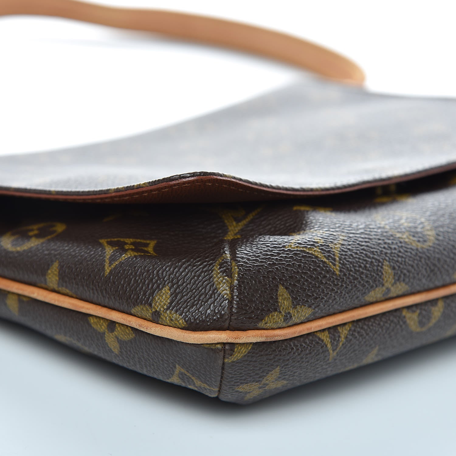 Louis Vuitton Monogram Musette Tango 8 of 10