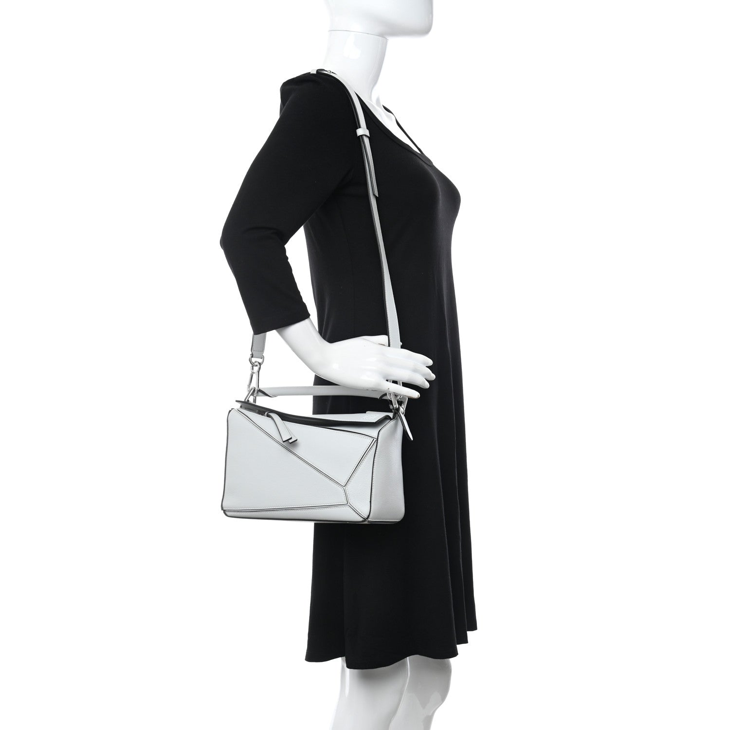 Loewe Calfskin Small Puzzle Bag Kaolin 2 of 9