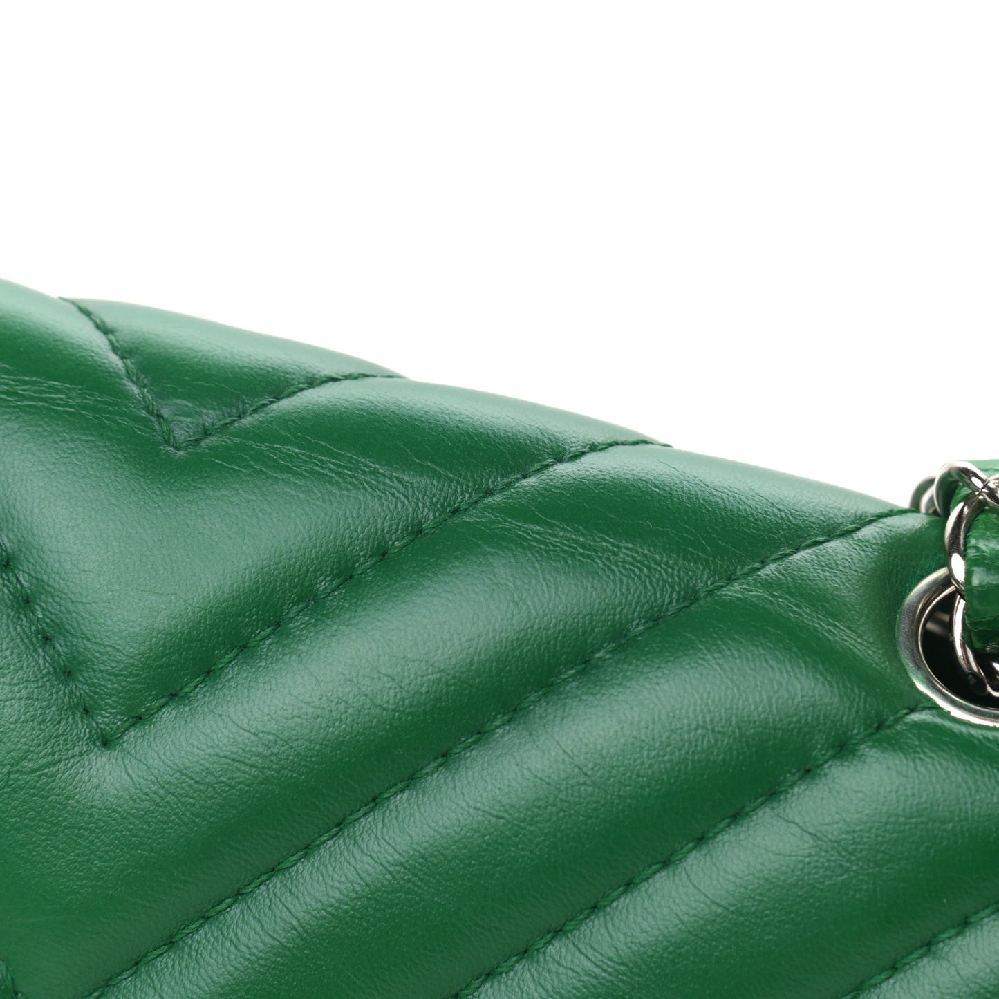 Lambskin Chevron Quilted Medium Single Flap Green